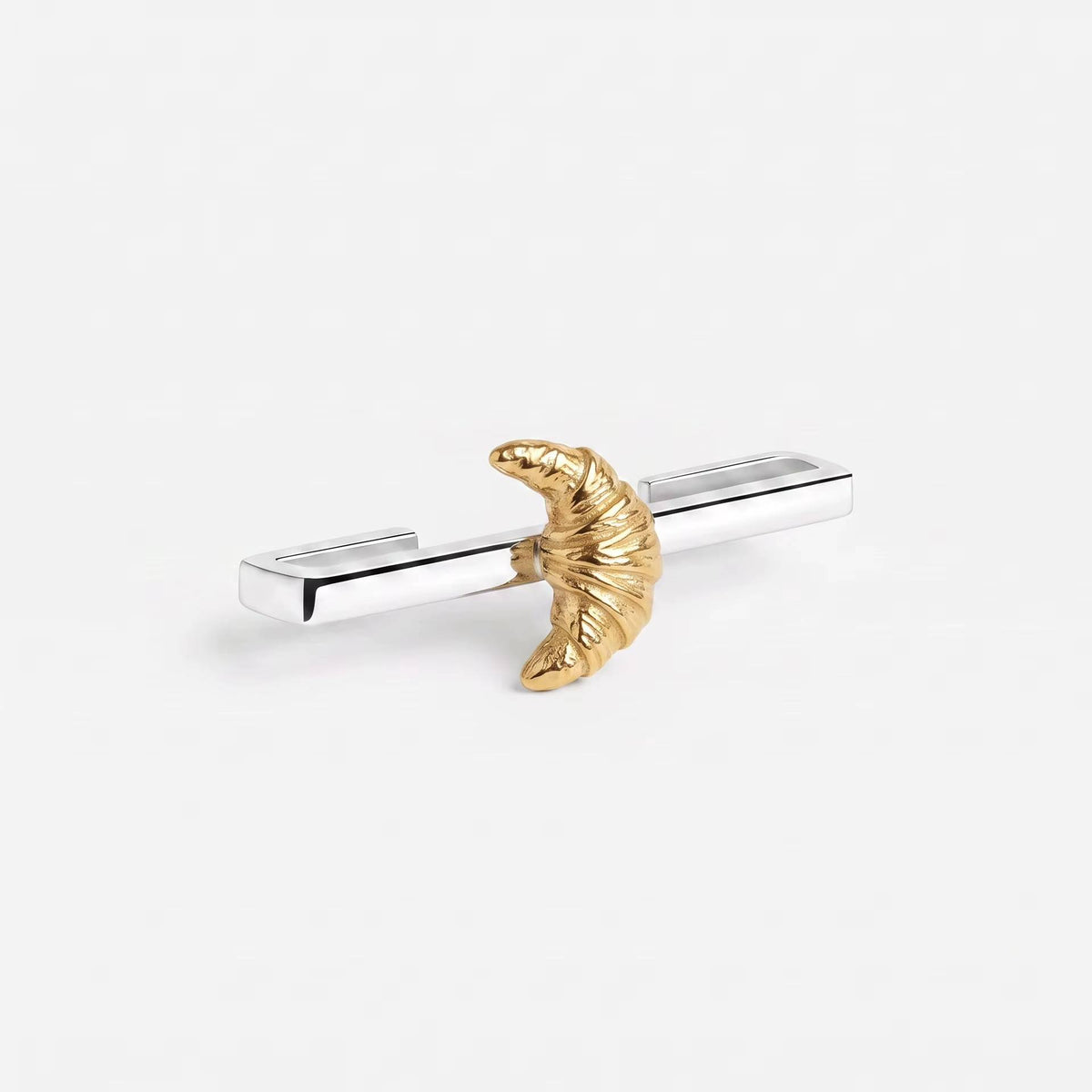 Charm Bar · Croissant